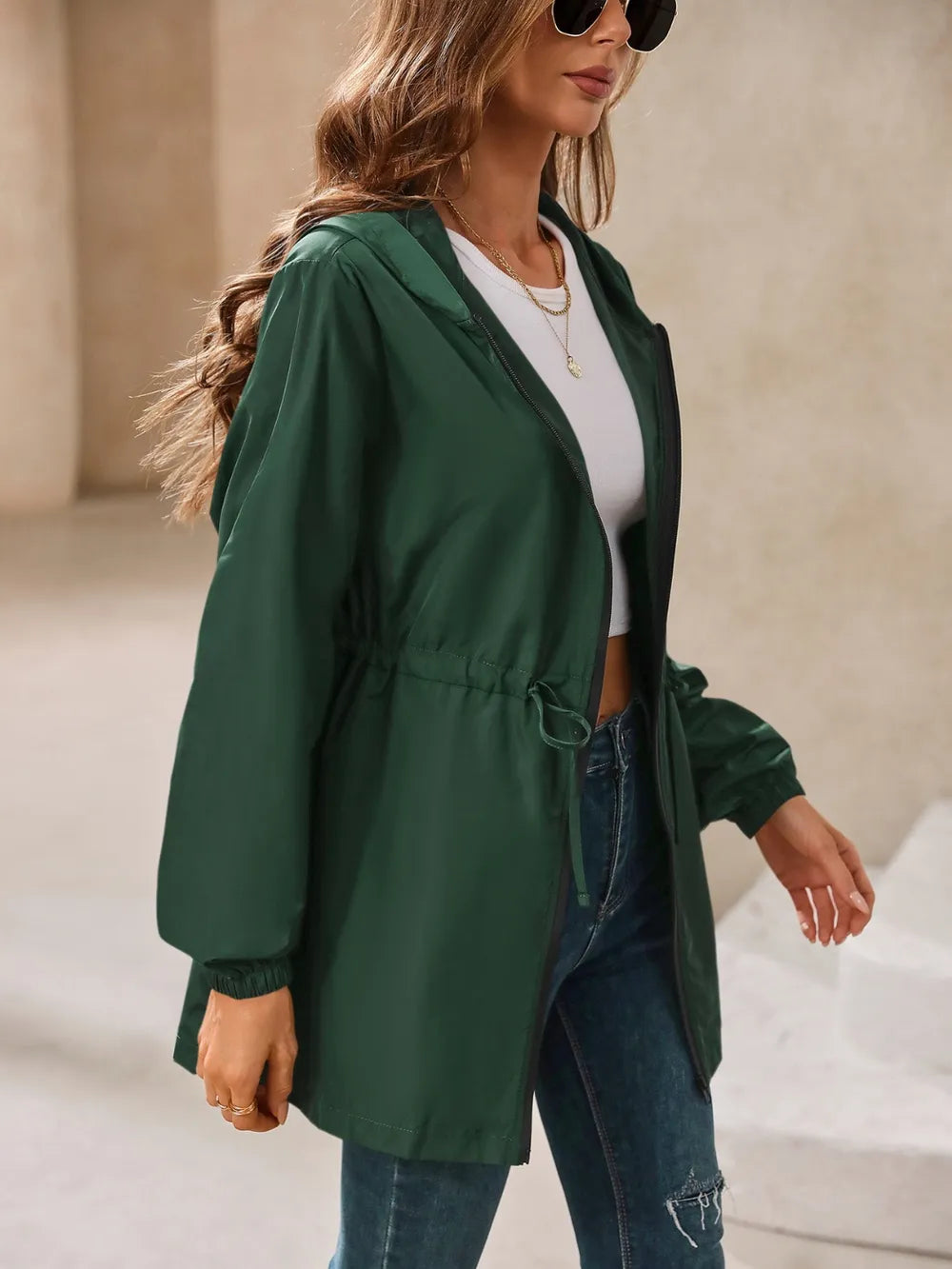 Iria · cortavientos impermeable con capucha — vista 4