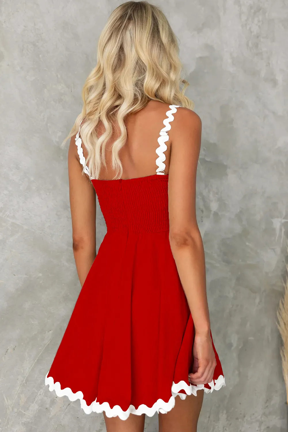 Lía · vestido corto de escote cuadrado con ribete — vista 13