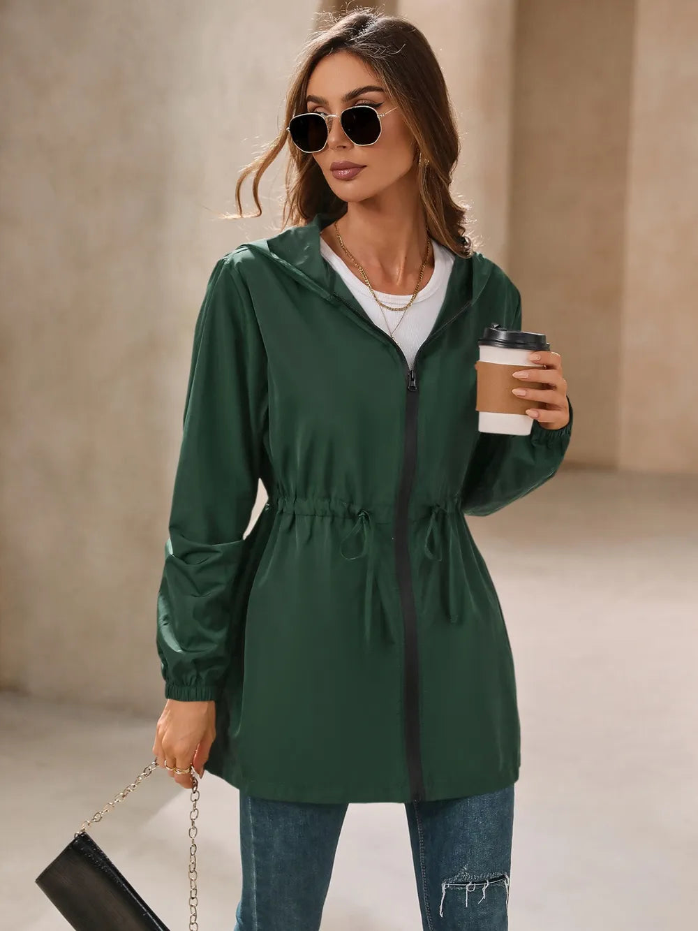 Iria · cortavientos impermeable con capucha — vista 5