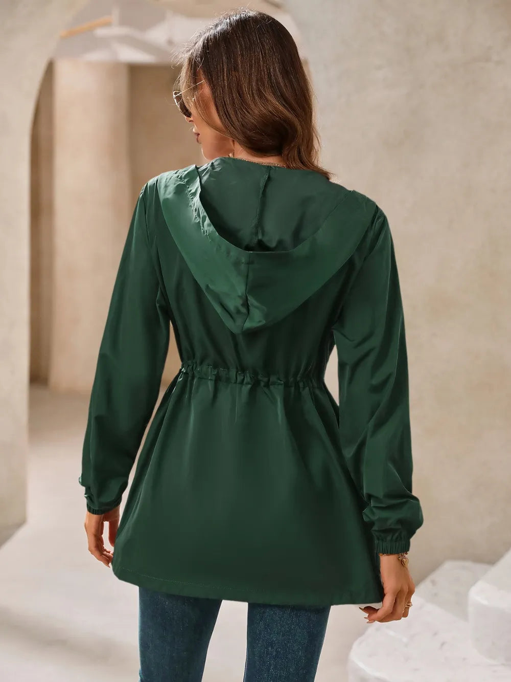 Iria · cortavientos impermeable con capucha — vista 3