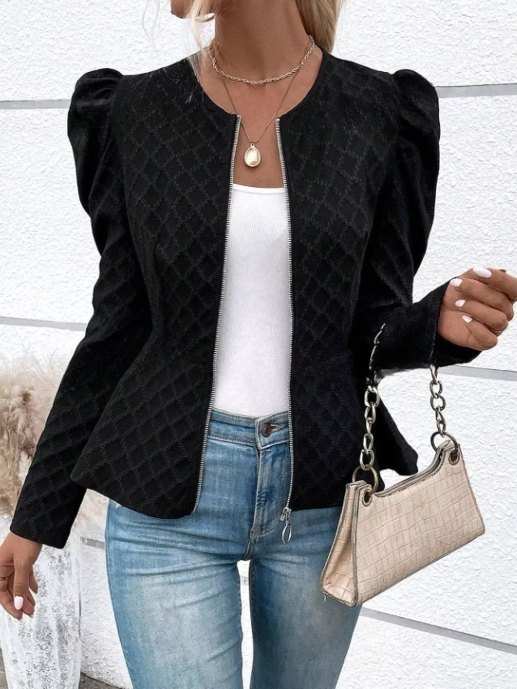Berta · chaqueta de jacquard con manga abullonada, de Amaranta