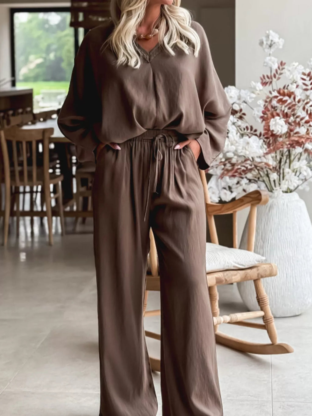 Erin · conjunto de top trenzado y pantalón de cordones, de Amaranta